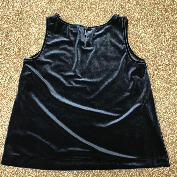 NWT Vineyard Vines Velvet Sleeveless Tank Black L - Picture 3 of 4